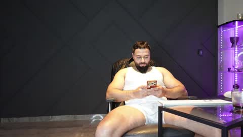 Snapshot of glennmasters chatting on 04-28-26, 09:53 Matthew .. for short call me Matt online show from 04-28-26, 09:53