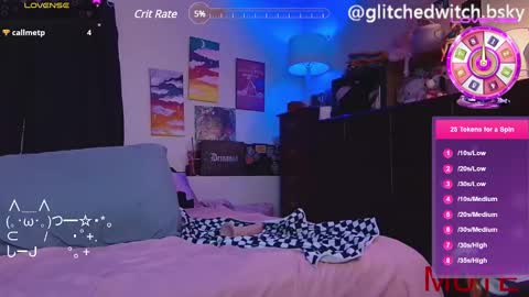 Glitch online show from 02-28-25, 06:10