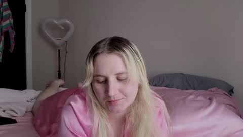 Glitch online show from 09-10-25, 02:50