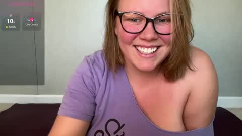 GlitterKitty 108 online show from 01-01-25, 03:46