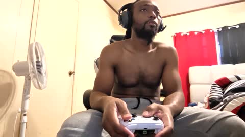 glomightyj online show from 01-17-26, 07:06