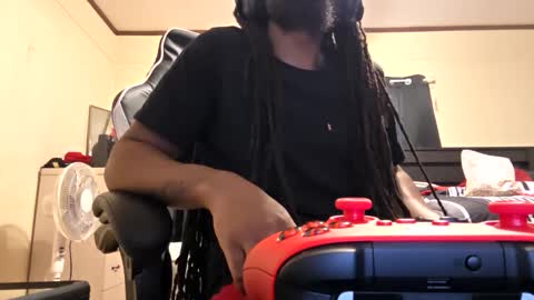 glomightyj online show from 04-01-26, 10:29