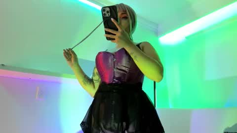 Mimi online show from 02-12-25, 08:40