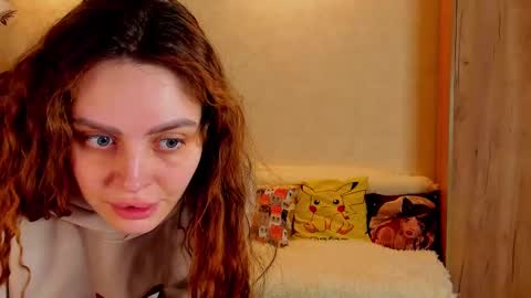 Gloria Wood online show from 02-26-25, 05:17