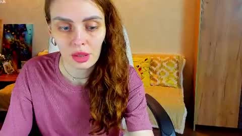 Snapshot of gloria_wood chatting on 06-08-26, 06:52 Gloria Wood online show from 06-08-26, 06:52