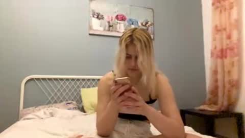 Svety online show from 06-17-26, 08:54
