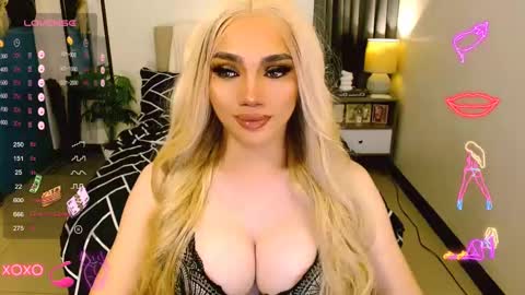 Kim - DONT FORGET TO FOLLOW AND GIME THUMBS UP online show from 03-09-25, 08:40