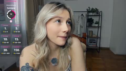 Snapshot of glossybabe_ chatting on 02-01-26, 07:51 Cherry online show from 02-01-26, 07:51