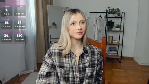 Snapshot of glossybabe_ chatting on 02-08-26, 07:45 Cherry online show from 02-08-26, 07:45