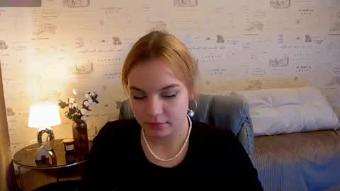 Snapshot of glow_margo chatting on 05-06-26, 02:51 Margo online show from 05-06-26, 02:51