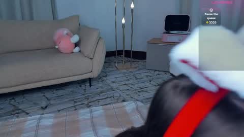 Ann Eliz and Gigi online show from 04-05-26, 08:28