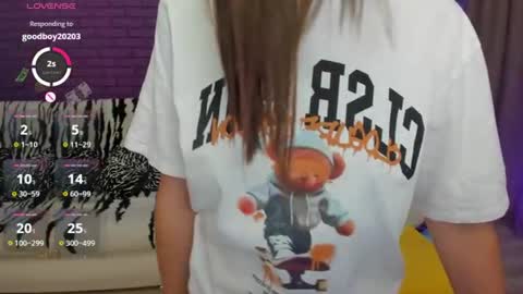 Mia online show from 07-29-26, 03:32