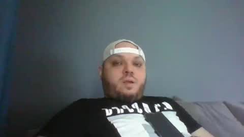 Snapshot of glusgan chatting on 03-03-25, 11:00 Your boy online show from 03-03-25, 11:00