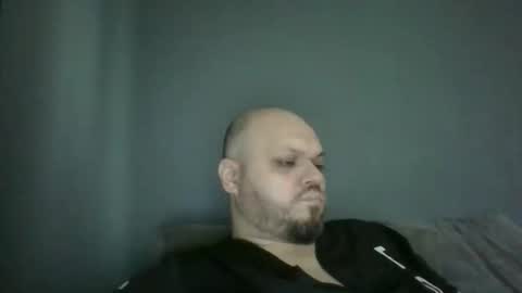 Snapshot of glusgan chatting on 11-27-25, 10:50 Your boy online show from 11-27-25, 10:50