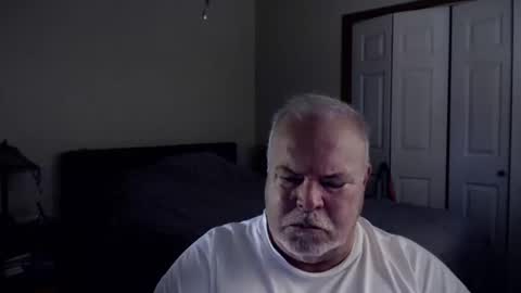 gmctruckguy online show from 10-14-25, 02:29