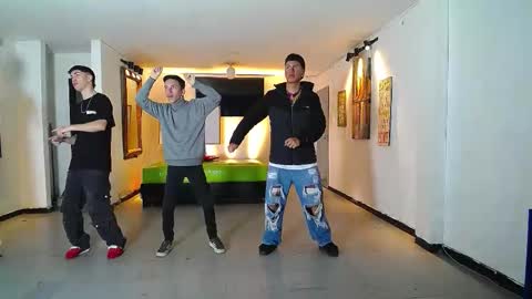 THOMAS AND DAMIAND online show from 11-22-25, 06:18