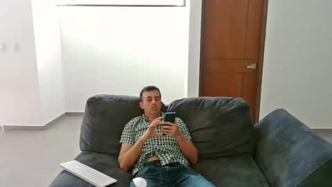 goatmilk84971926 online show from 09-27-25, 04:23