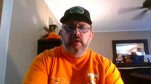 IDKIDCIDGAF online show from 09-29-25, 04:34