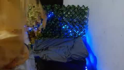 god_jol8 online show from 01-11-26, 05:01