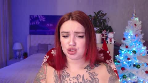 Snapshot of goddes_goldie chatting on 01-19-25, 08:39 Goldie online show from 01-19-25, 08:39