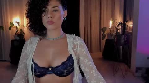 Elena online show from 08-01-26, 01:05