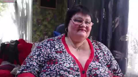 Snapshot of goddess57 chatting on 10-25-25, 08:11 Goddess online show from 10-25-25, 08:11