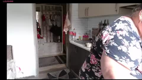 Snapshot of goddess57 chatting on 06-19-26, 07:34 Goddess online show from 06-19-26, 07:34