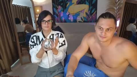   330 UTC2 girls   online show from 06-02-26, 03:19