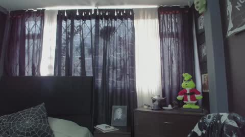 Snapshot of goddess_mortem chatting on 12-18-24, 04:39 Mortem model independientfollow me on my telegram channel online show from 12-18-24, 04:39