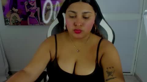 Snapshot of goddess_of_sissys chatting on 06-01-26, 04:25 goddess_of_sissys online show from 06-01-26, 04:25