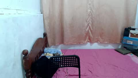 goddess_queen25 online show from 02-22-26, 03:29