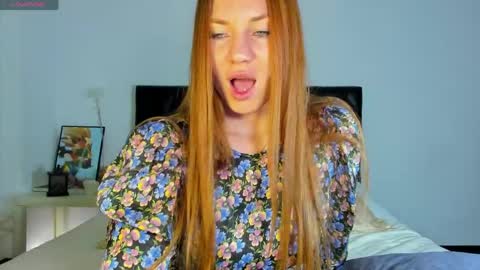 Snapshot of goddess_squirt_ chatting on 05-14-26, 02:07 Katrin online show from 05-14-26, 02:07