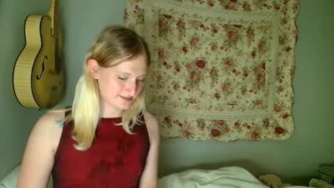 goddessalison online show from 06-07-26, 01:43
