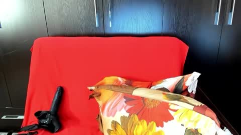 Snapshot of goddessemily_ chatting on 06-30-26, 04:02 goddessemily_ online show from 06-30-26, 04:02