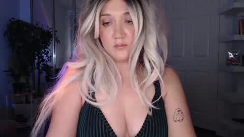 Goddess Emmy online show from 03-01-26, 06:04