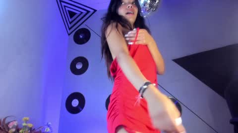 Snapshot of goddessjulieta chatting on 01-14-25, 10:23 Julieta online show from 01-14-25, 10:23