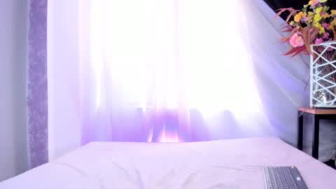 Snapshot of goddessjulieta chatting on 01-31-25, 08:01 Julieta online show from 01-31-25, 08:01