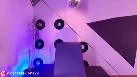 Julieta online show from 03-20-26, 06:46