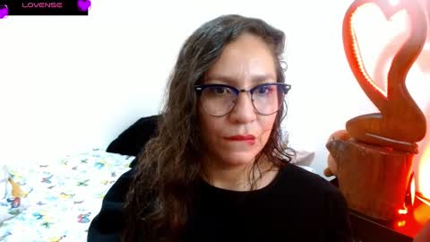  Naih Reyes online show from 12-28-24, 05:23