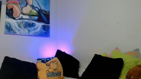  Naih Reyes online show from 04-01-26, 02:56