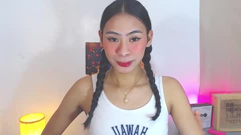 Kyla and Nian online show from 11-16-25, 05:35