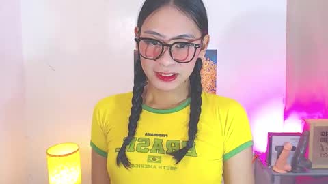 Kyla and Nian online show from 11-21-25, 12:32