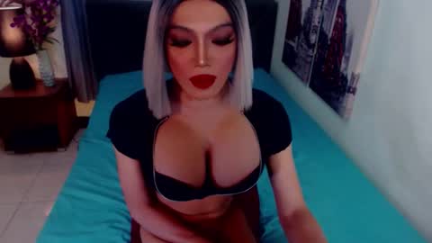 Lucy Pearl online show from 02-03-26, 06:22