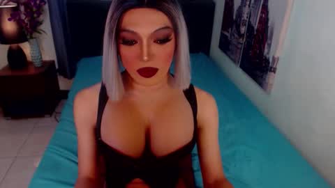 Lucy Pearl online show from 02-04-26, 03:23