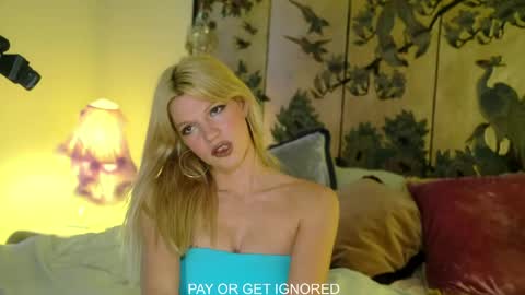 Snapshot of goddesssherry00 chatting on 06-08-26, 01:50 Goddess Sherry online show from 06-08-26, 01:50