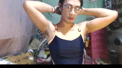 Snapshot of goddesssonyaxxx chatting on 07-13-26, 06:16 KENNY DOLL online show from 07-13-26, 06:16