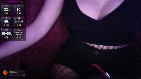 Snapshot of godpphire chatting on 10-27-25, 08:57 godpphire online show from 10-27-25, 08:57