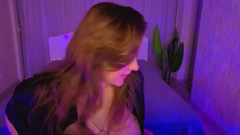 Snapshot of goga_li chatting on 02-02-26, 11:03 Lilya online show from 02-02-26, 11:03