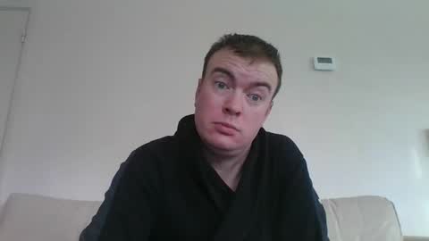 Snapshot of gogo12104 chatting on 01-04-25, 01:10 jme online show from 01-04-25, 01:10