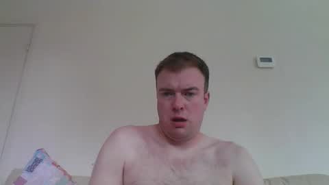 Snapshot of gogo12104 chatting on 04-27-26, 03:21 jme online show from 04-27-26, 03:21